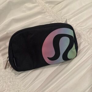 Brand new lulu belt bag